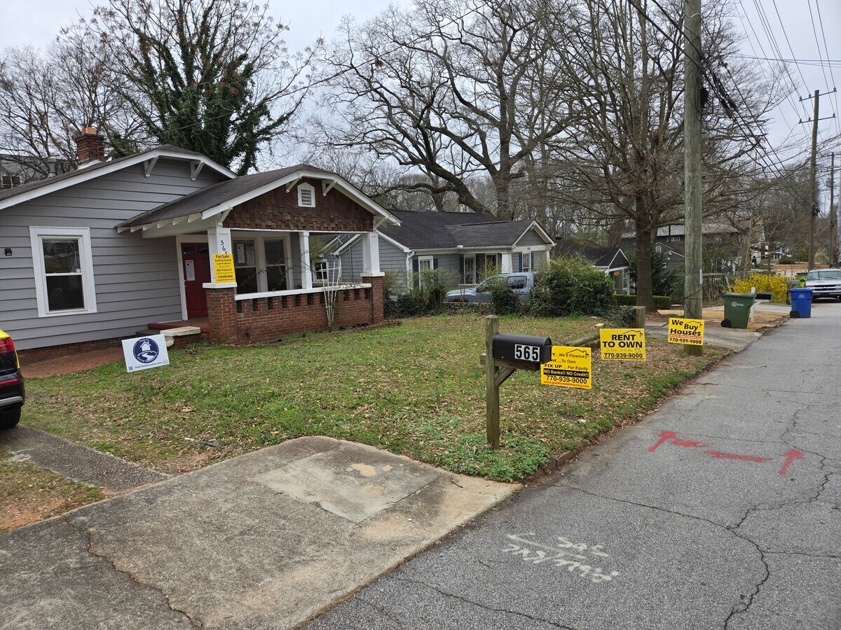 Photo - 565 Mead St SE