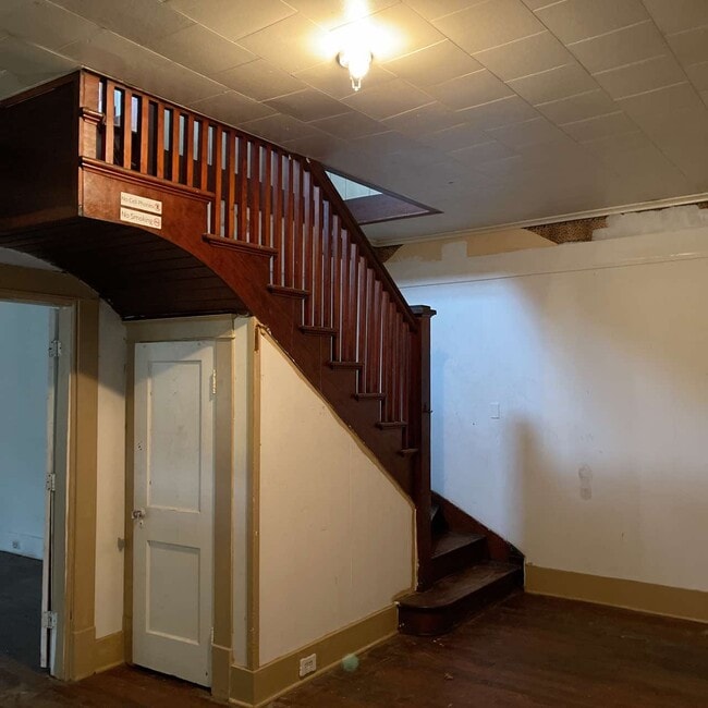 Photo - 112 Linderman Ave