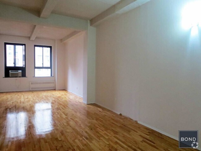 Interior Photo - 12 East 22nd Street Rental