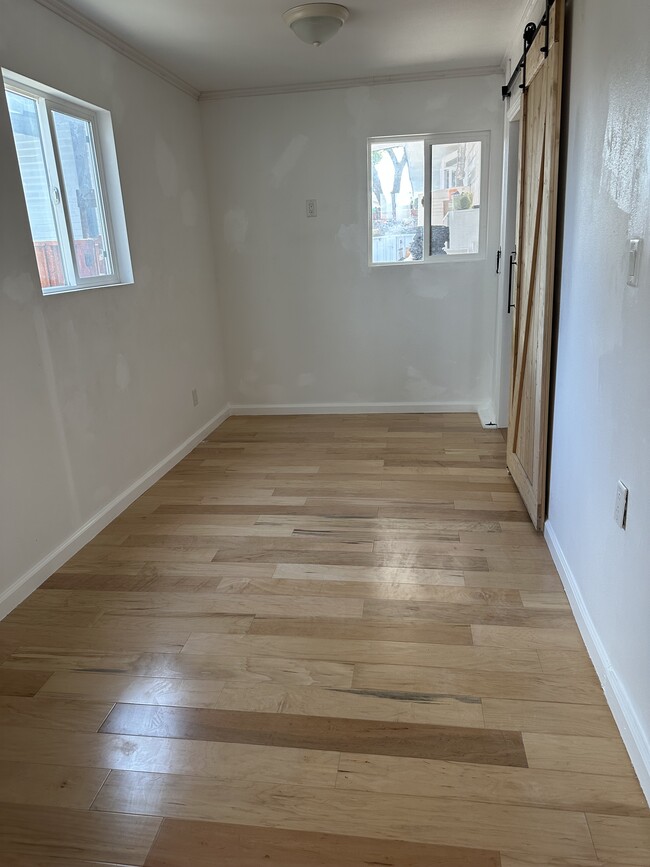 Photo - 2212 Gramercy Ave