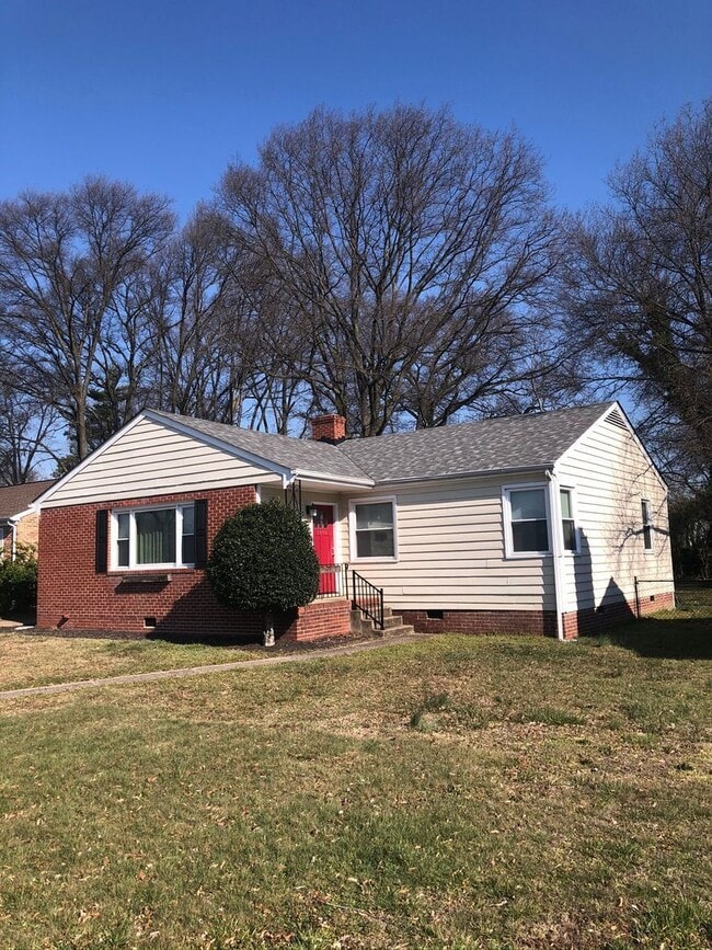 Photo - 1406 Little John Rd