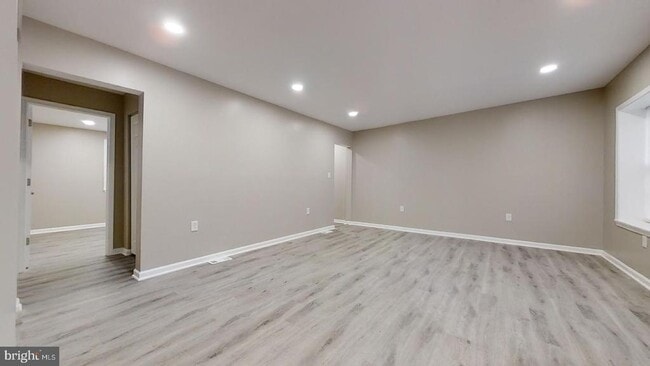 Photo - 8304 Maplewood Dr