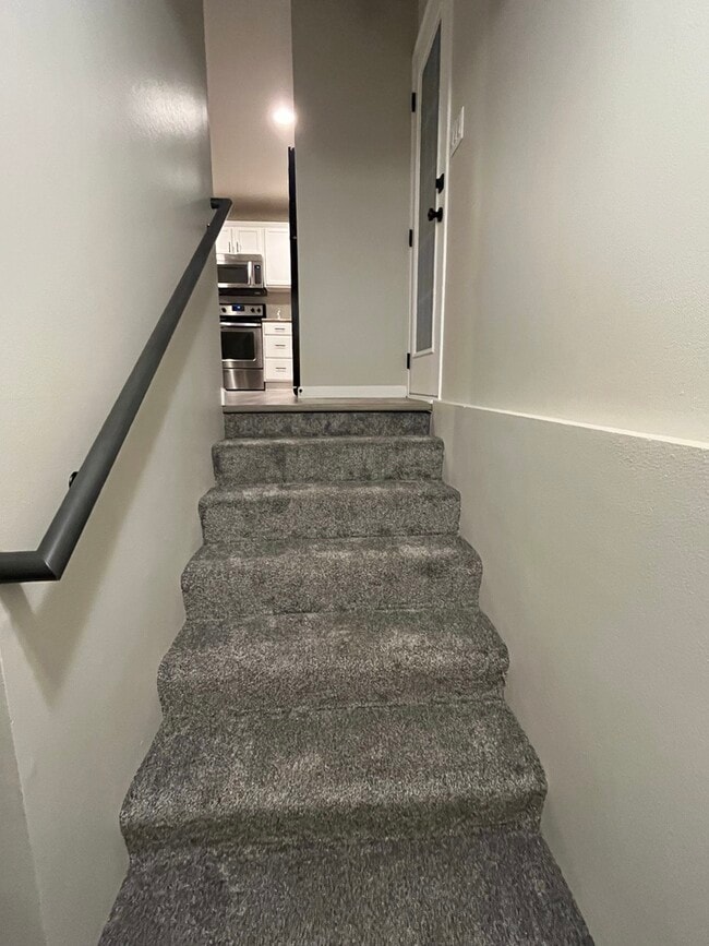 Front Entry Staircase - 1141 Cornerstone Ln