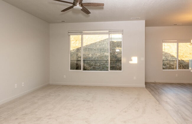 Photo - 248 N Caracaras Way