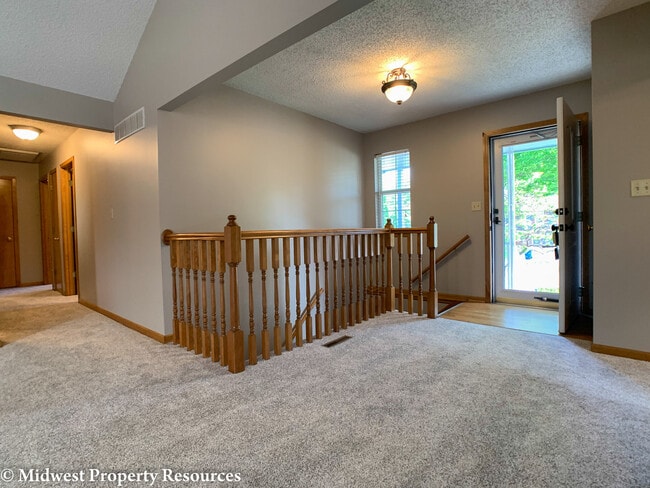 Photo - 1216 SW Southgate Dr