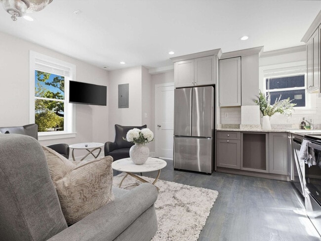1200 Kennedy St NW Unit SI ID1633281P