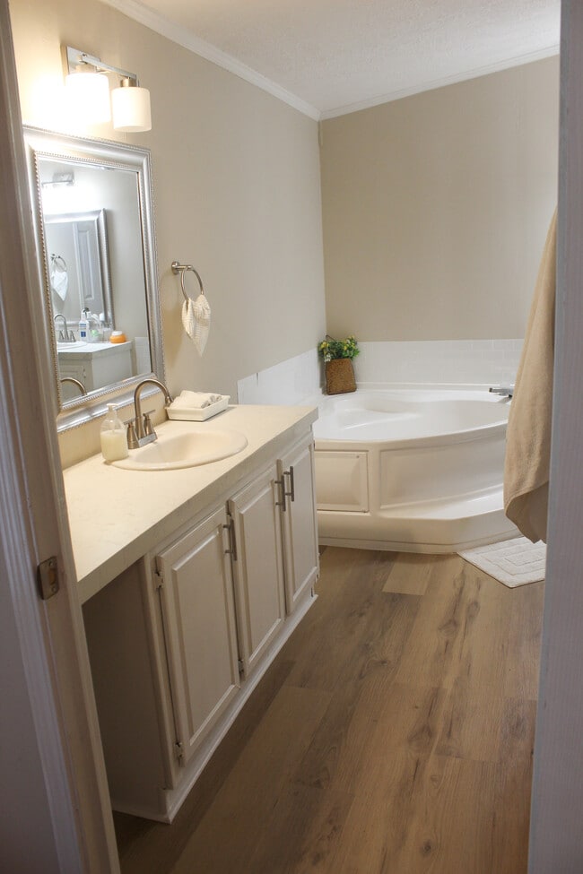 Photo - 19130 FM 2100 Rd
