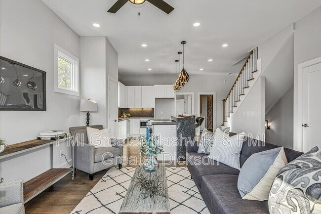 Photo - 2139 Buena Vista Pike