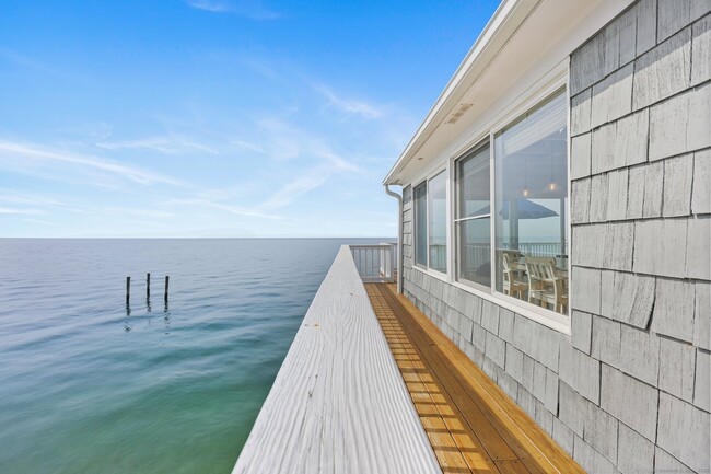 Photo - 2167 Fairfield Beach Rd House