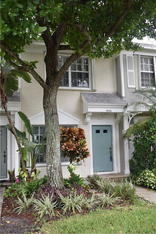 Photo - 7890 Dixie Beach Cir