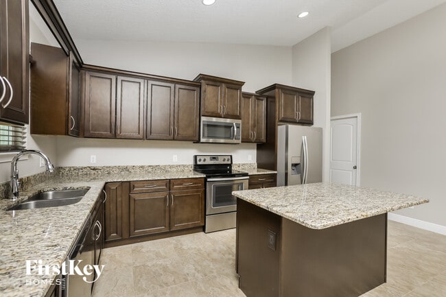 Photo - 441 Homer Ave