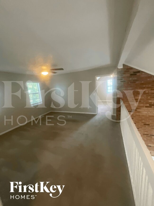 103 Aldrich Pl