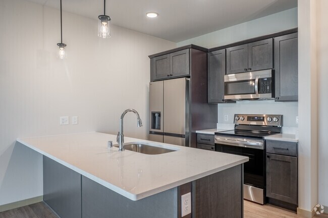 1BR, 1BA - 686SF - Kitchen - Pleasant Hill Place