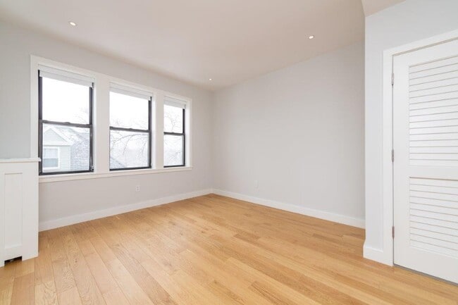 12 Elko St Unit 11