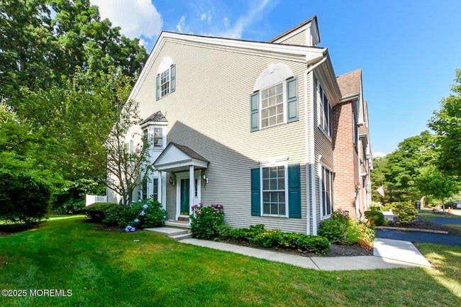 Photo - 133 Ironwood Ct Townhome