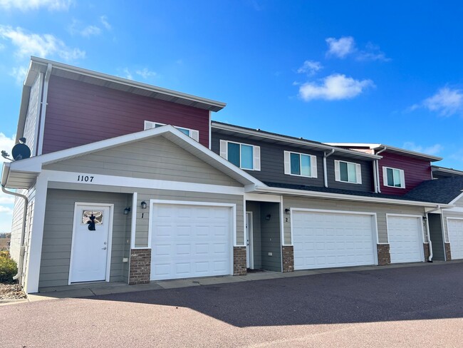 Photo - Jackson Heights Apartments & Townhomes
