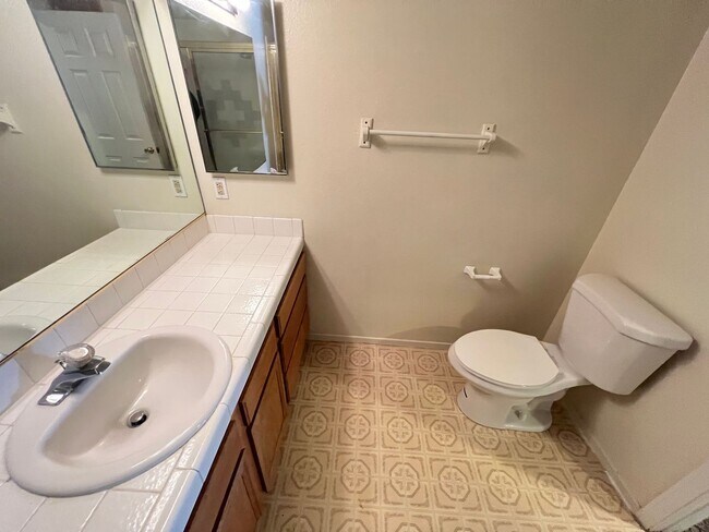 Photo - Spacious 2 bedroom 2nd floor unit Unit 233