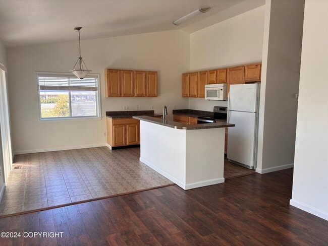 Photo - 3 Bed/2 Bath Midtown Townhome!