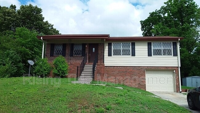 Photo - 613 Tree Haven Dr House