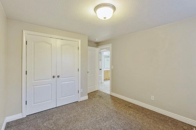 Photo - 1262 N Cir Cv Unidad Bsmnt