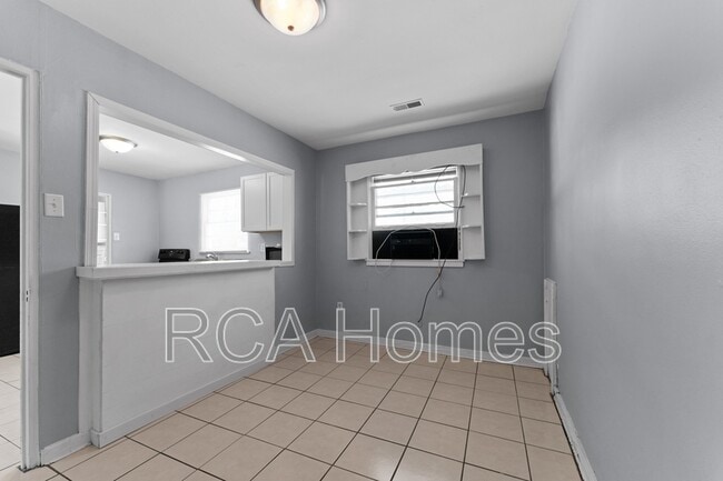 Photo - 6262 E 24th St