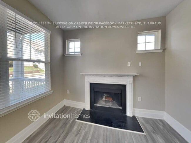 Photo - 1808 Laurel Green Way