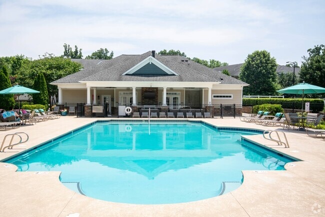 Building Photo - Hawthorne at Horse Pen Creek Rental