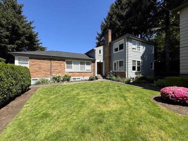 Building Photo - PLF076 (HOLD FUNDS) Unit 2830