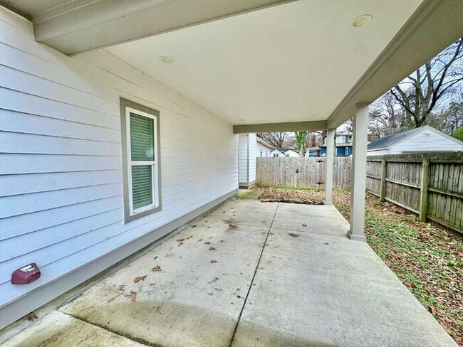 Photo - 441 Josephine St