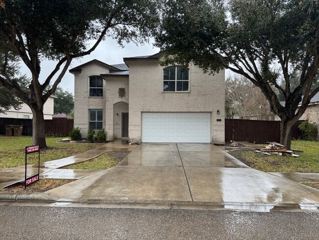 Building Photo - 3618 Wolf Dr