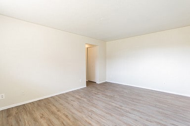 Photo - Kortright Apartments