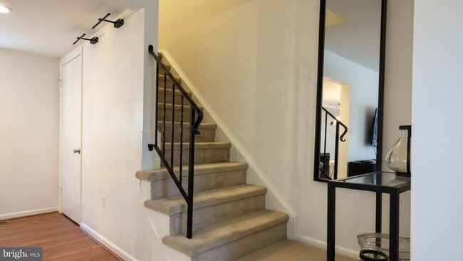 Photo - 16031 Dorset Rd