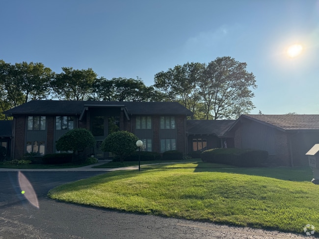Building Photo - 29620 Gleneagles Rd Rental