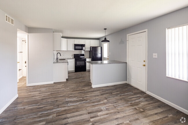 3211 Bee Ridge Rd Sarasota, FL