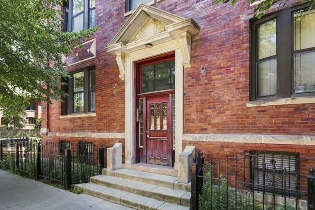 Photo - 5203 S Woodlawn Ave