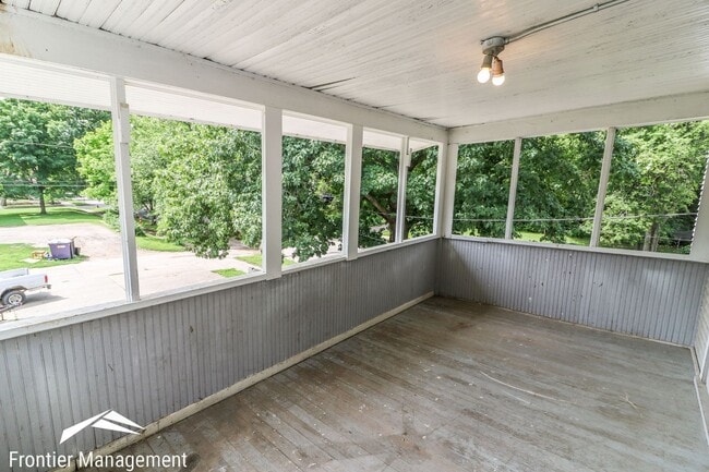 Photo - 931 Osage St Unidad 2