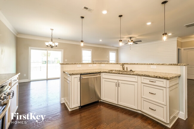 Photo - 111 Archer Dr