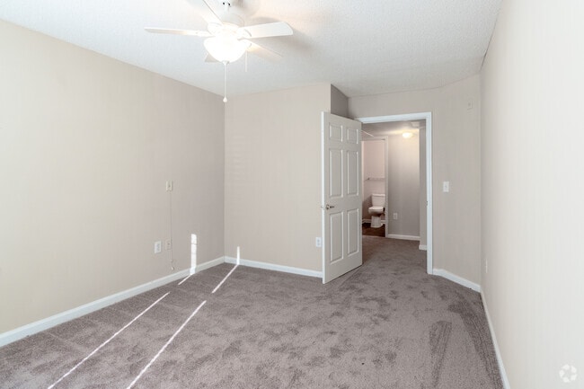 1BR,1BA -697SF