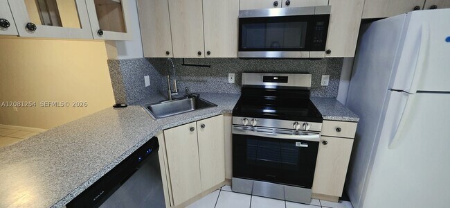 Photo - 5500 W 21st Ct Unit 204
