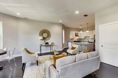 Photo - 4516 S King Dr