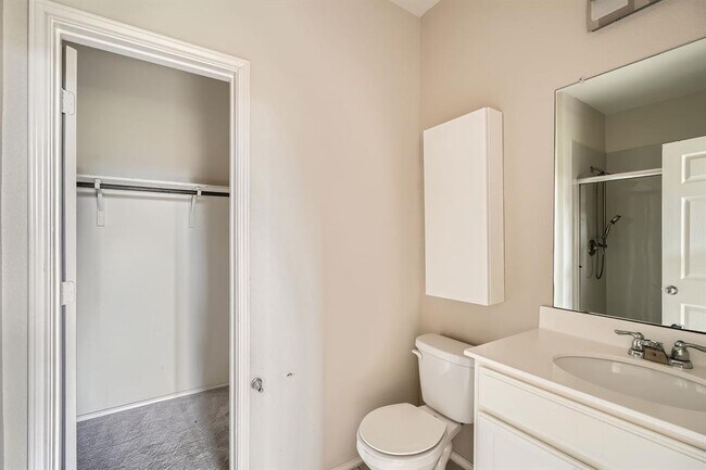 Photo - 183 Eves Necklace Dr.