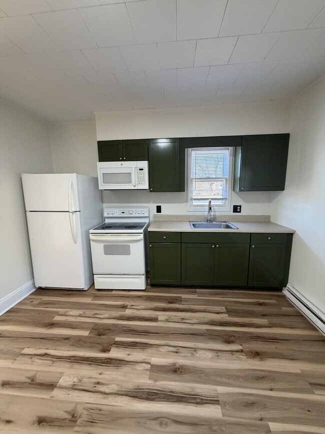 Photo - 106 Crockett Ave