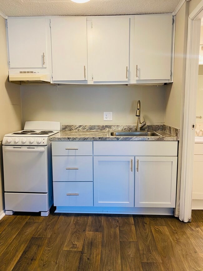 Studio Kitchen