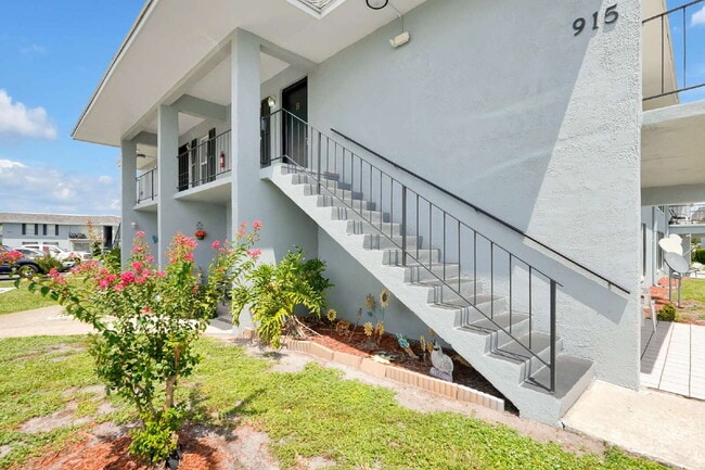 "Bright 2-Bed, 2-Bath Condo Retreat with Pool & Lake Views"