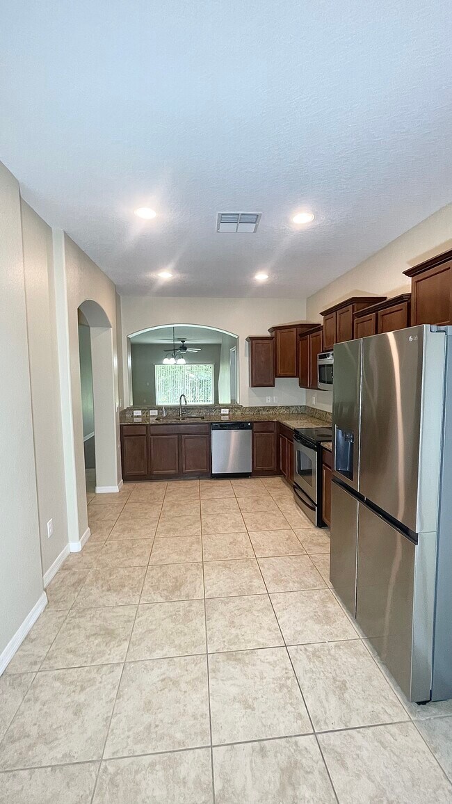 Photo - 4167 Shade Tree Ln