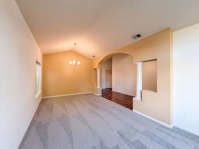 5344 Swindon Rd