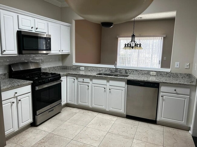 Photo - Spacious & beautiful 3BR Townhouse in Duluth
