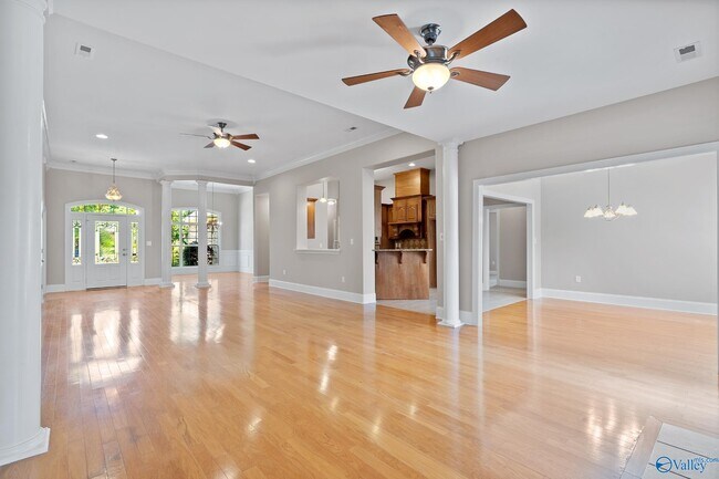 Photo - 3116 Tenker Creek Ln SE