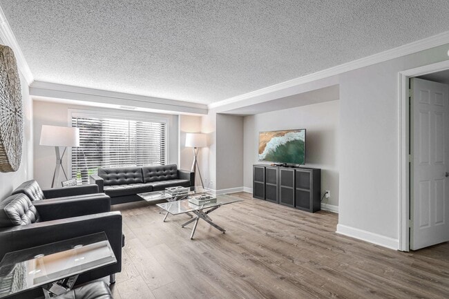 Photo - 1080 Wisconsin Ave NW