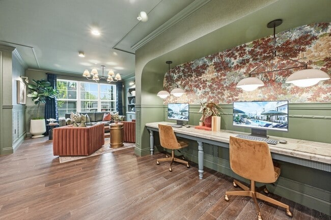 Photo - Wilshire Apartments